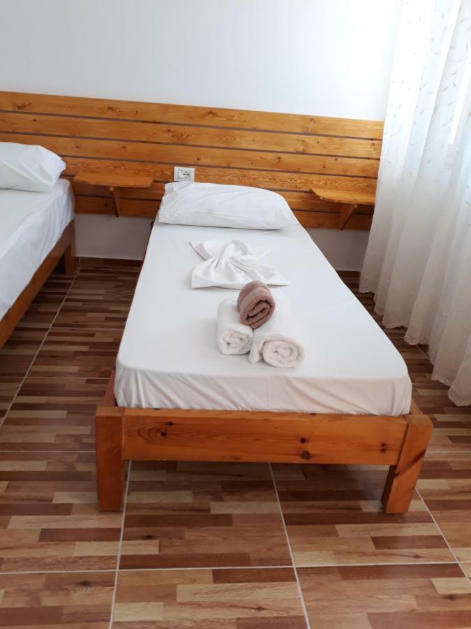 Beleris Rooms ฮีมาเรอ ภายนอก รูปภาพ