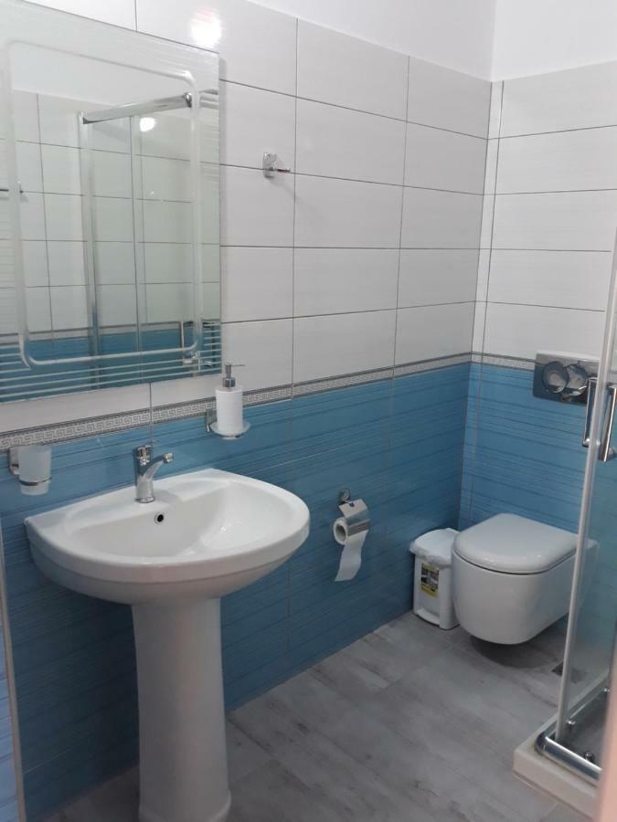 Beleris Rooms ฮีมาเรอ ภายนอก รูปภาพ